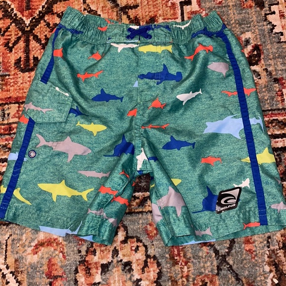 Shark Swim Trunks & Tank - Picture 4 of 6